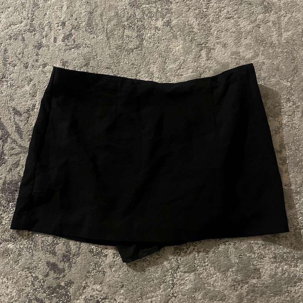 Abercrombie & Fitch Scarlett Black Mini Skirt
